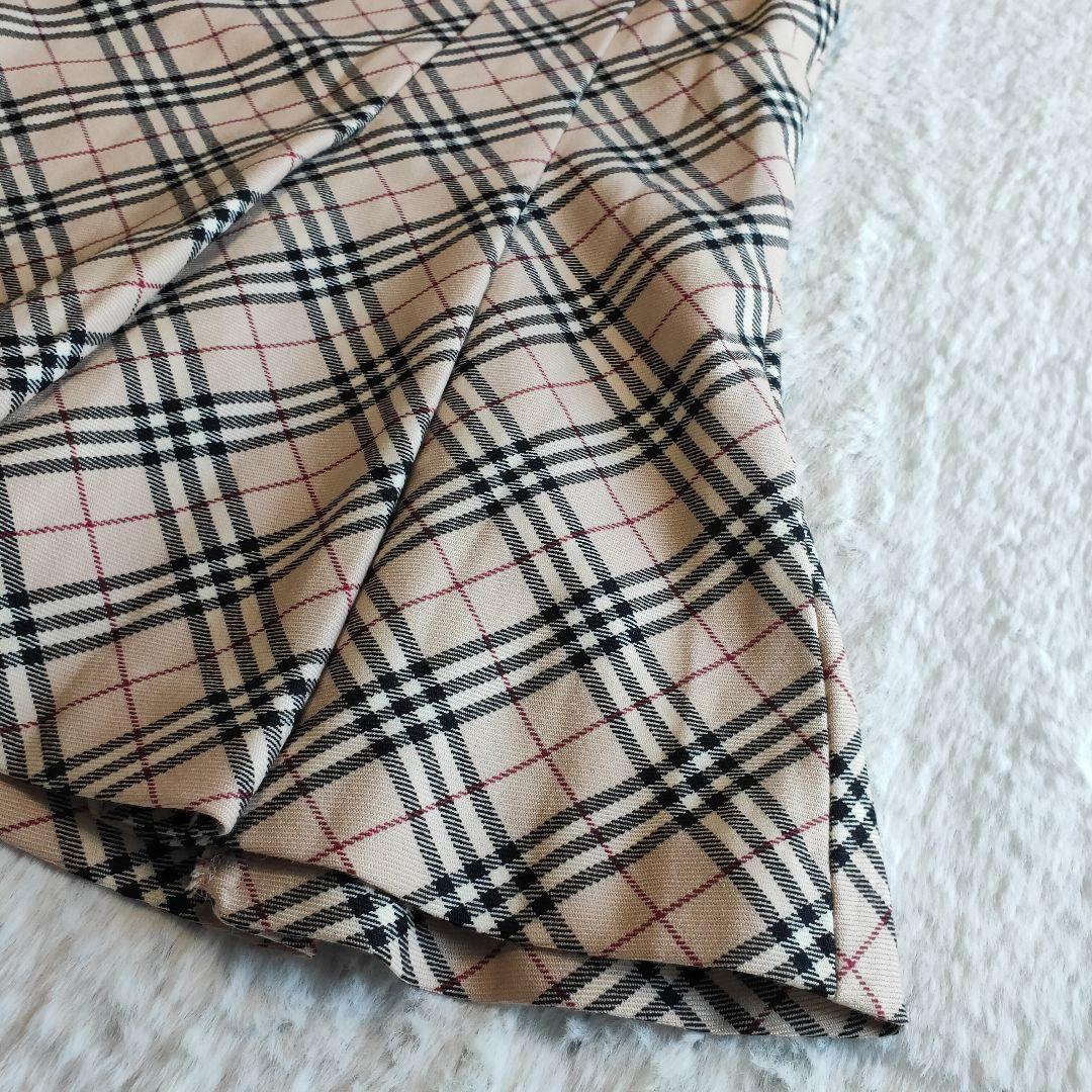 美品】バーバリー ブルーレーベル スカート フレア ひざ丈 ノバ