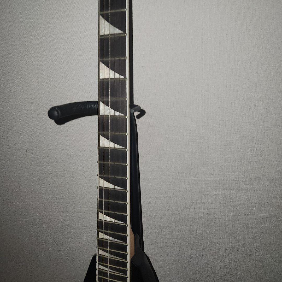 Jackson King V ピックアップemg交換済み！ - メルカリ