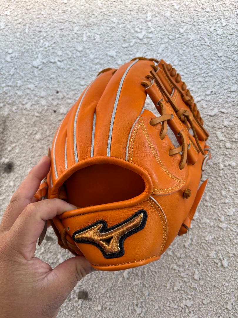 タグ付ASICS GOLDSTAGE 軟式投手用 サイズ8 3121A703