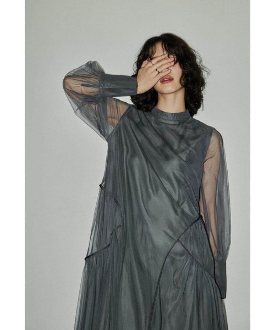 ANDRESD チュールパイピングAラインドレス - メルカリ