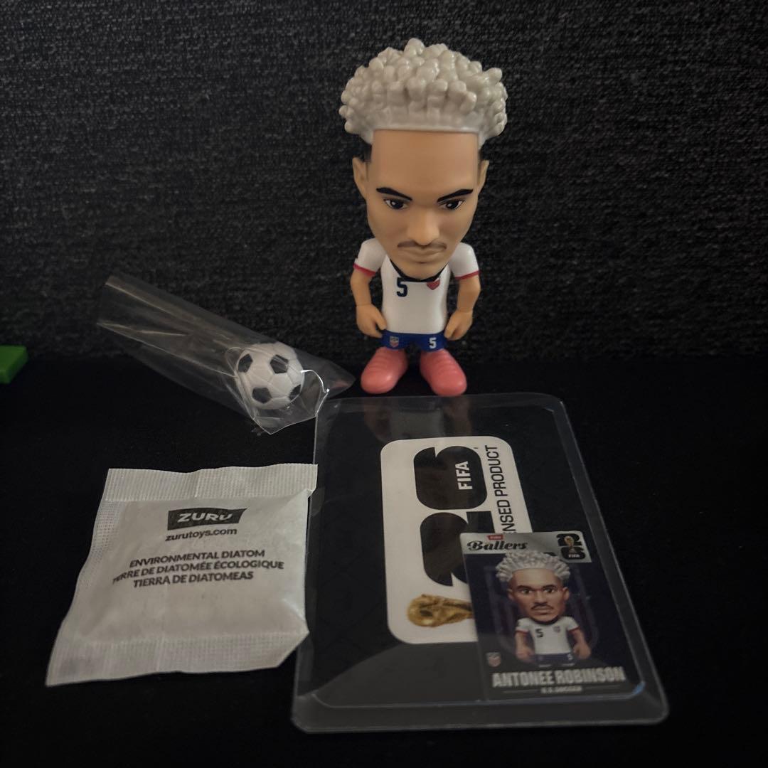 ZURU FIFA Ballers アルゼンチン代表 マルチネス ＋オマケ3選手 - メルカリ