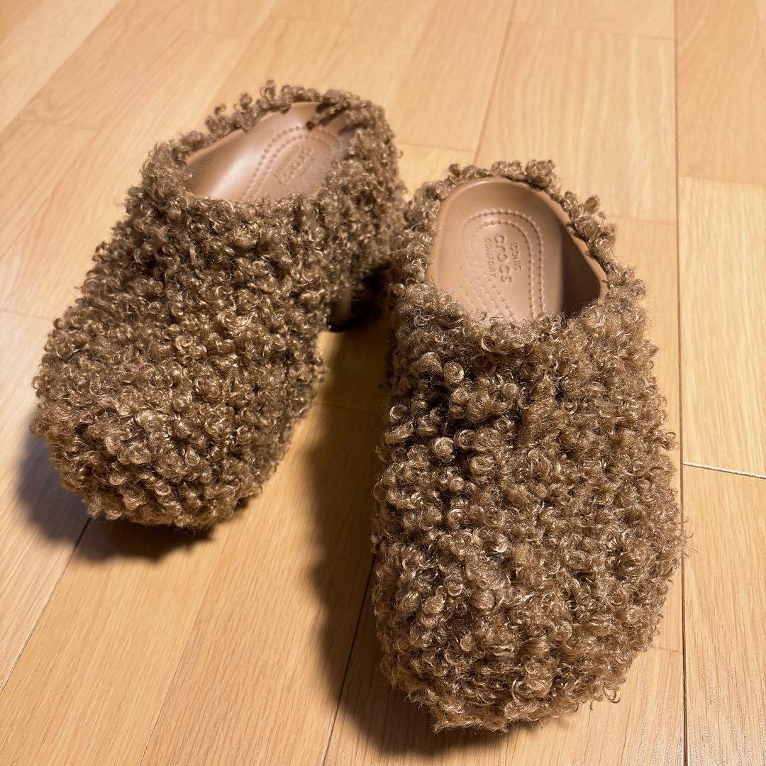 美品☆crocs☆サイレンドゥードルファークロッグヒール☆プードル