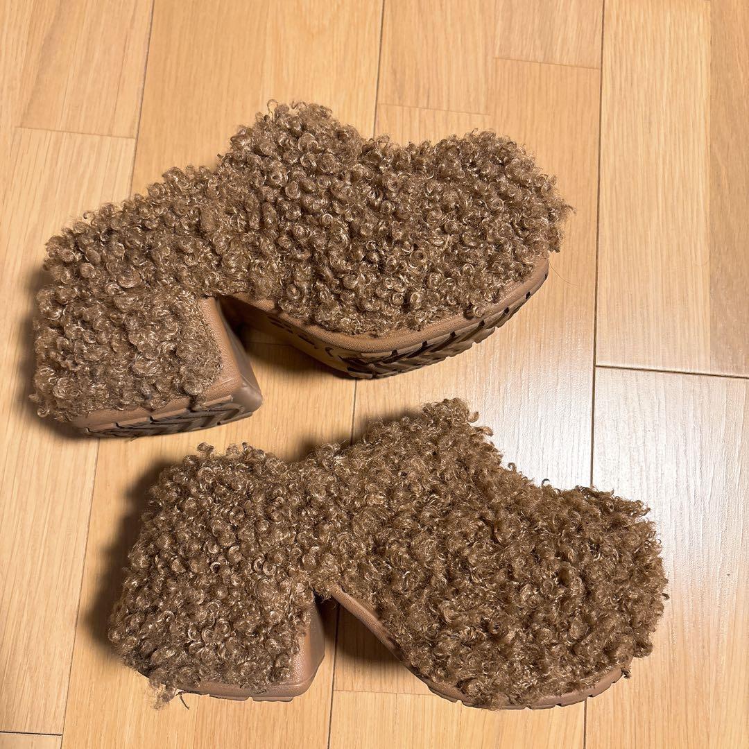 美品☆crocs☆サイレンドゥードルファークロッグヒール☆プードル