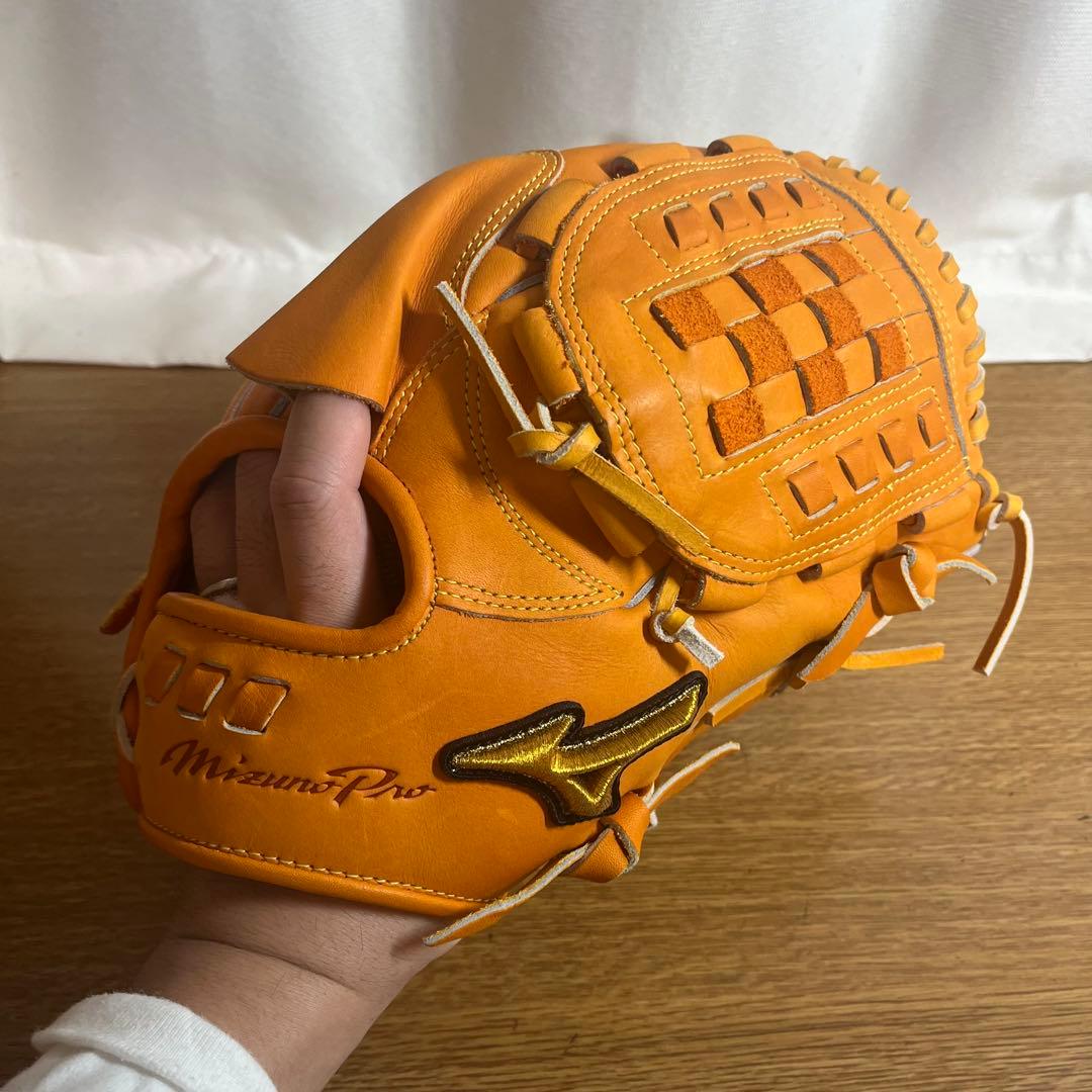 ミズノプロ 一般軟式 グローブ グラブ 投手 ピッチャー用 極美品 刺繍あり 楽天市場】野球 グローブ 硬式 投手 刺繍サービス ミズノプロ