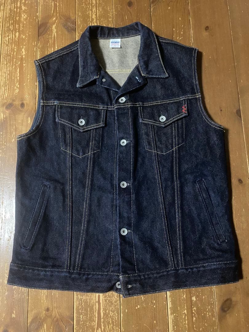 アイアンハート 21oz セルビッチデニム トラッカーベスト／インディゴ 526SV】21ozセルビッチデニム トラッカーベスト／インディゴ – IRON HEART