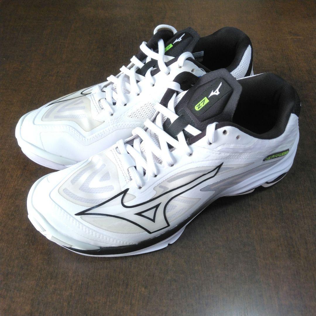 《新品未使用》ミズノ⭐ウェーブライトニングZ7 25cm