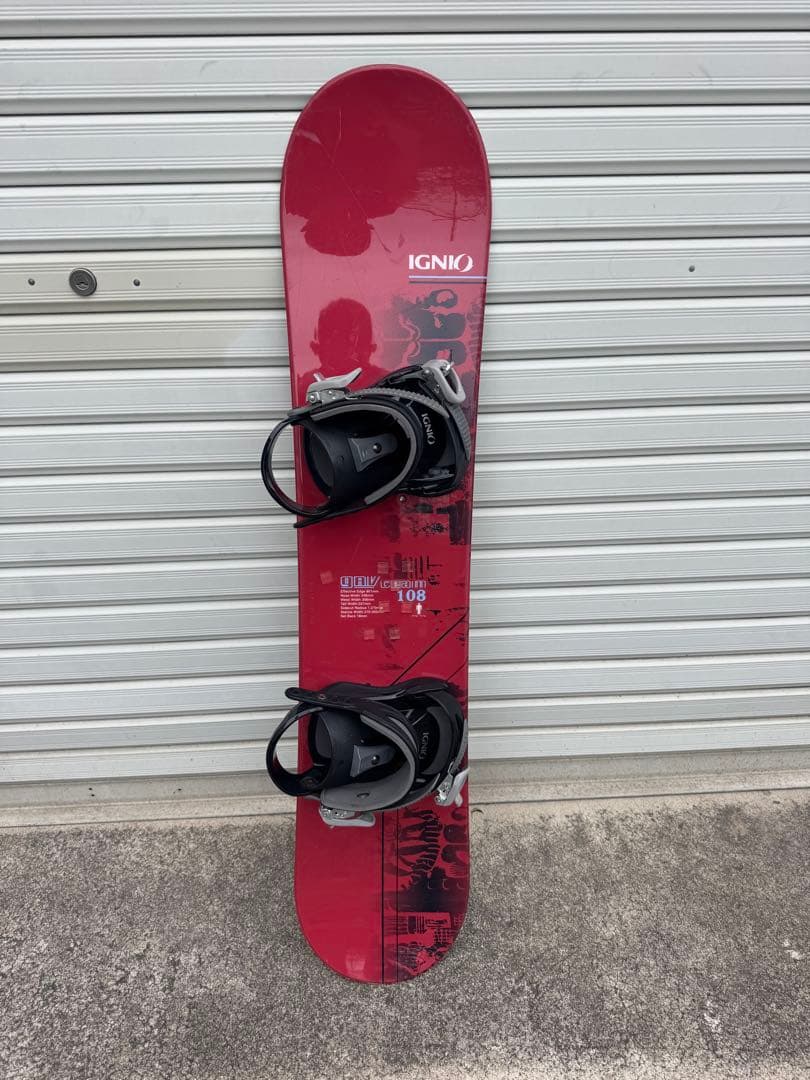 値下げしましたIGNIOスノーボード108赤 headブーツセット17.5~18 値下げしましたIGNIOスノーボード108赤 headブーツセット17.5~18