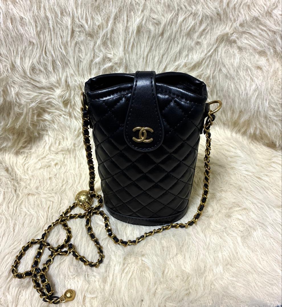 ショルダーバッグ　ノベルティ ノースフェイス パープルレーベル の新作ショルダーバッグ をメインに