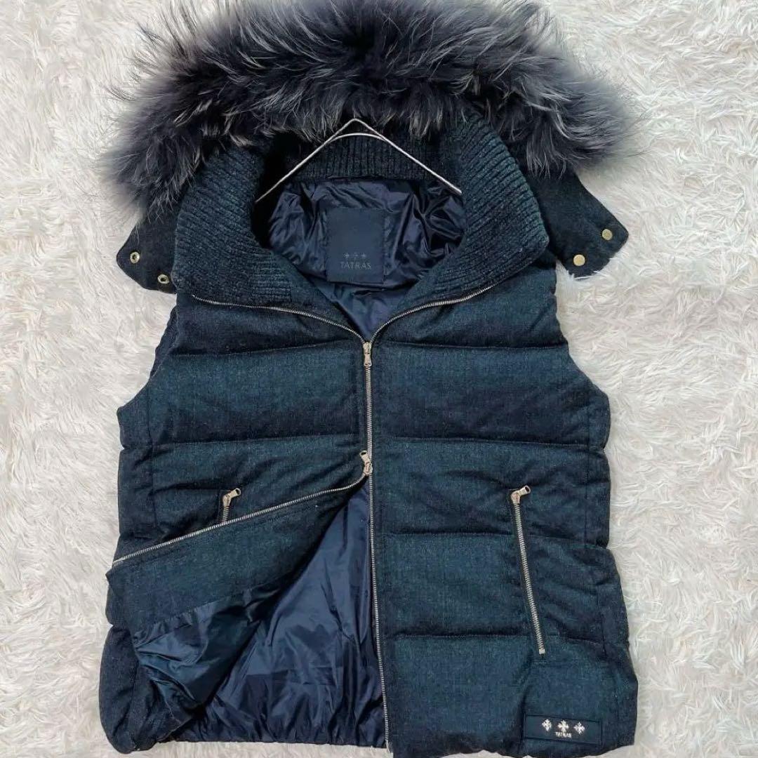 定番 TATRAS ダウンベスト LUSERA フード ファー L 03 グレー TATRAS タトラス LUSERA LTA18A4572 ダウンベスト グレー Sサイズ