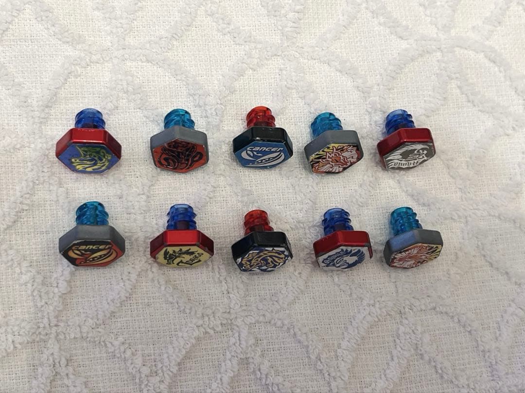 メタルファイトベイブレード まとめ売り28個 ランチャー付属 - メルカリ