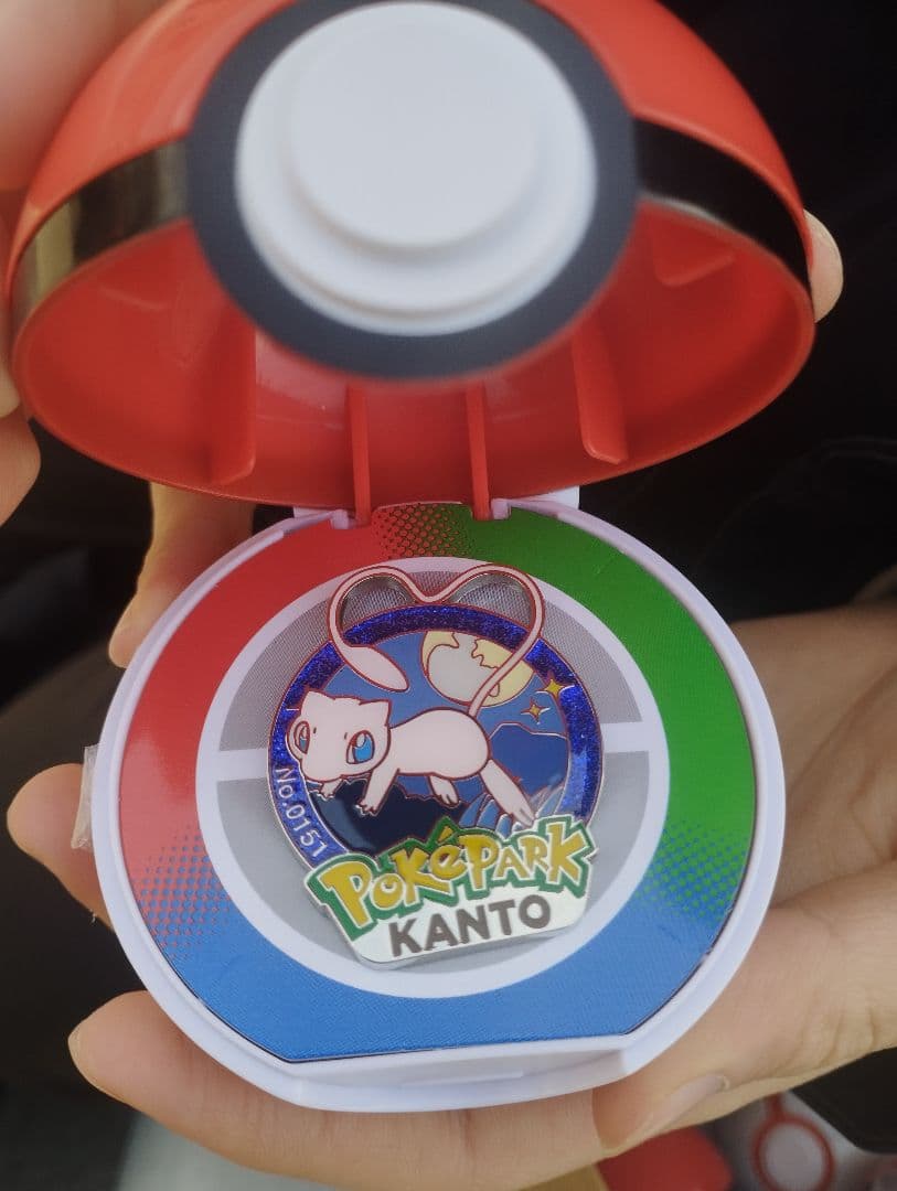 限定】ポケパークカントー ピンズ ポケモン ミュウ シークレット