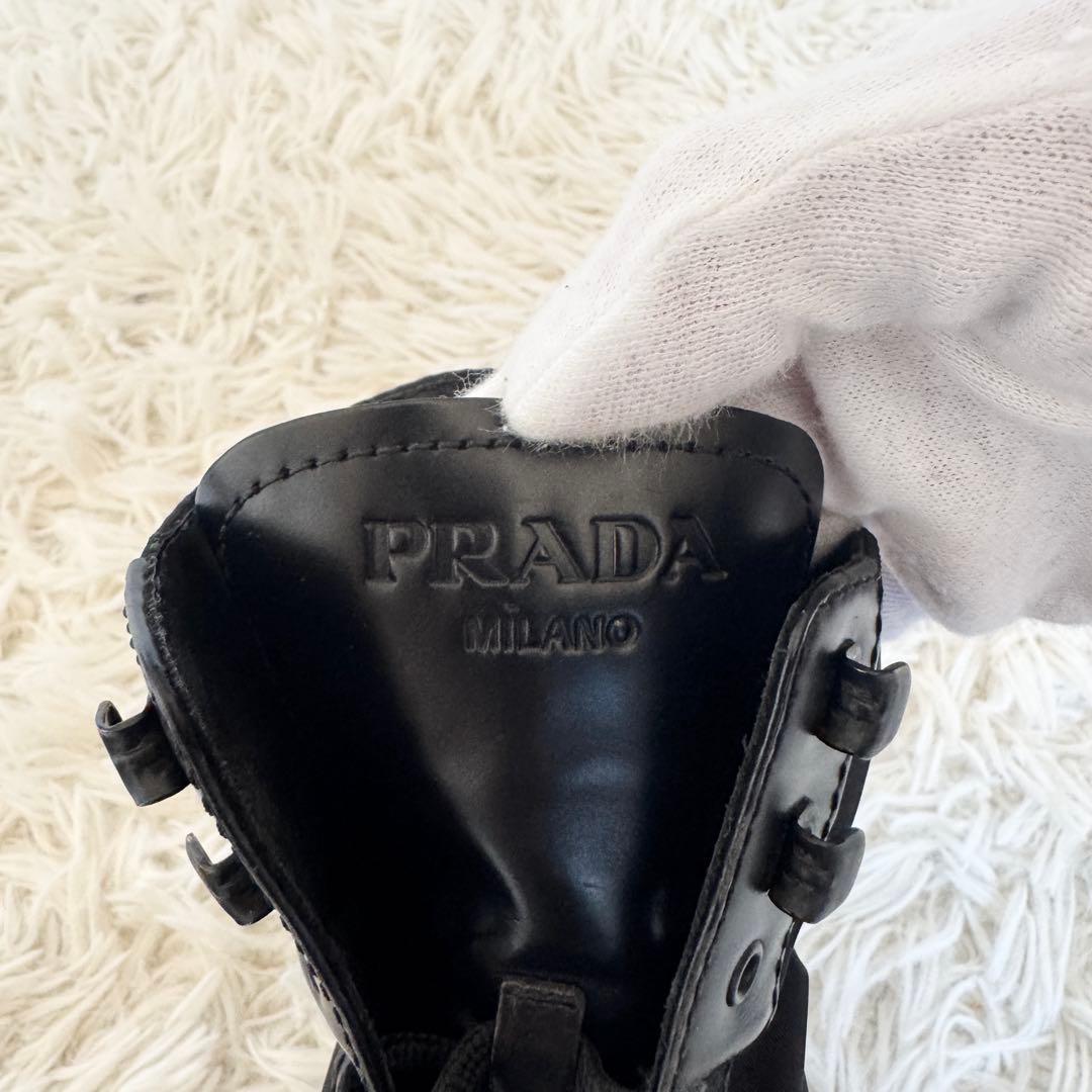 美品　プラダ　モノリス　ブーツ　三角ロゴ　ナイロンポーチ　22.5cm　ブラック