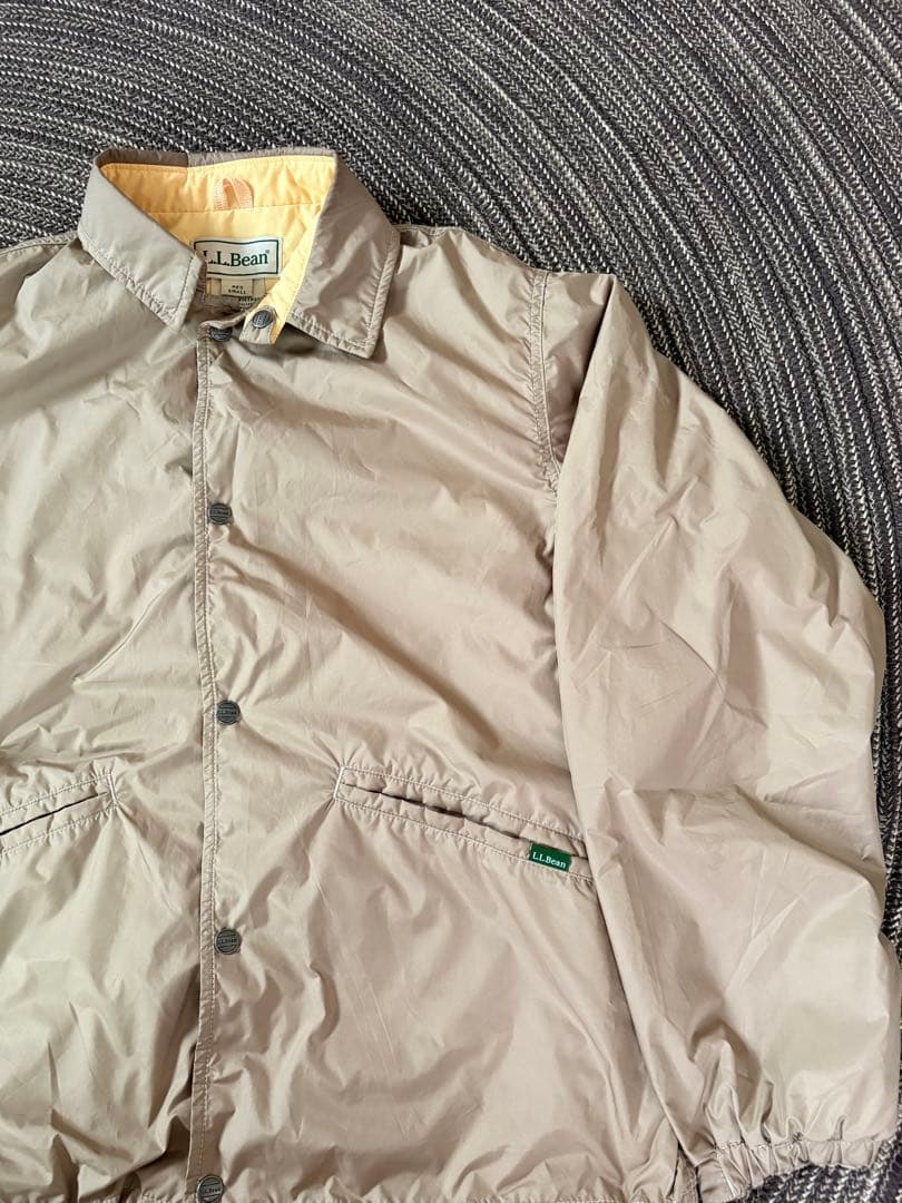【美品】L.L.Bean ナイロンジャケットREG smallの表記だがL相当