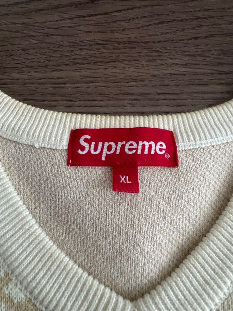 Supreme Stripe Sweater Vest - メルカリ