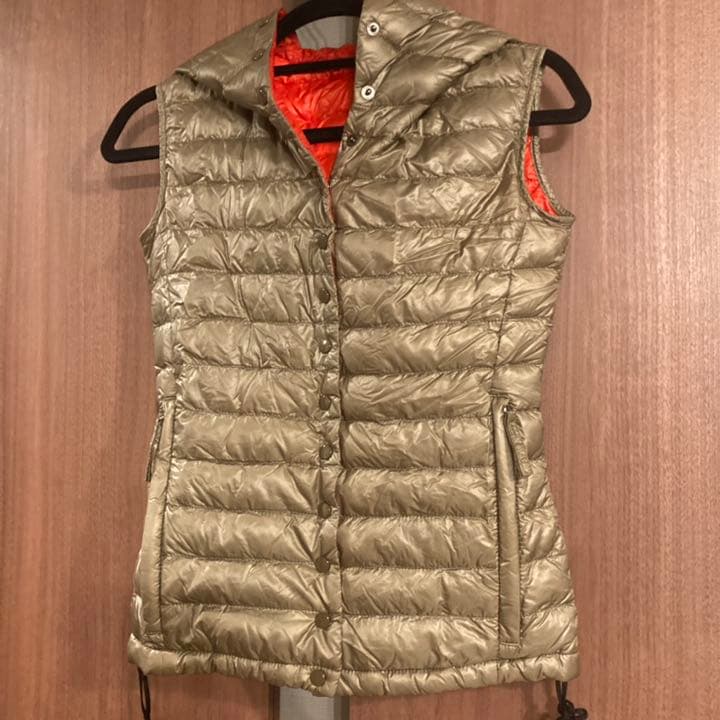 ❤️美品❤️デュベティカ　ダウンベスト　TEIA 38サイズ ダウンベスト PONZA 252MC1ー10050ー00ー10540