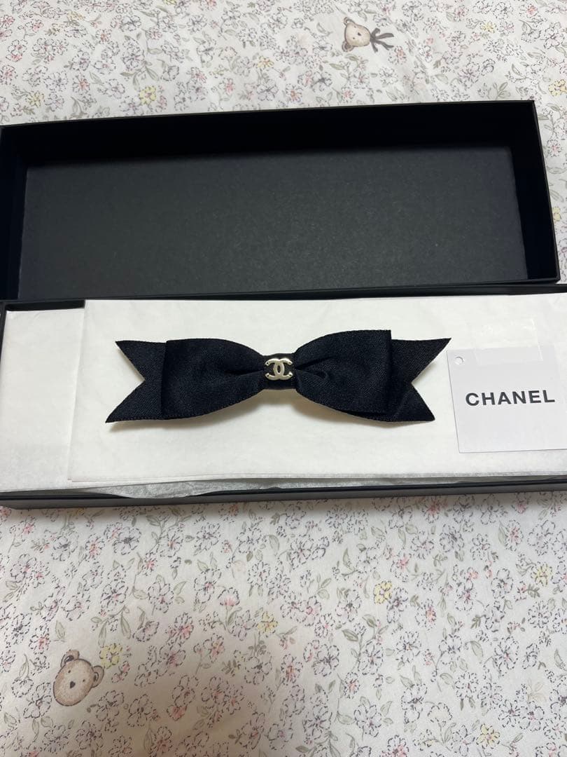 シャネル バレッタ ヘアピン ヘアアクセサリー - メルカリ