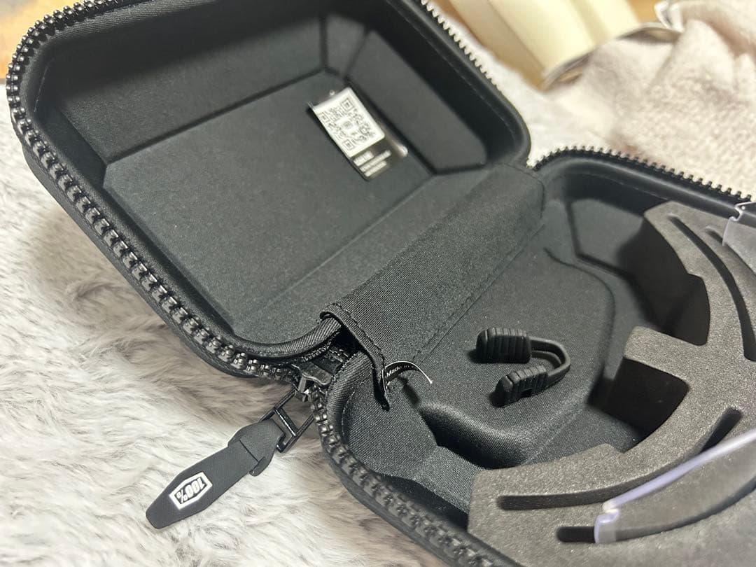 ワンハンドレッド 100% フアン・ソト選手着用モデル スポーツサングラス