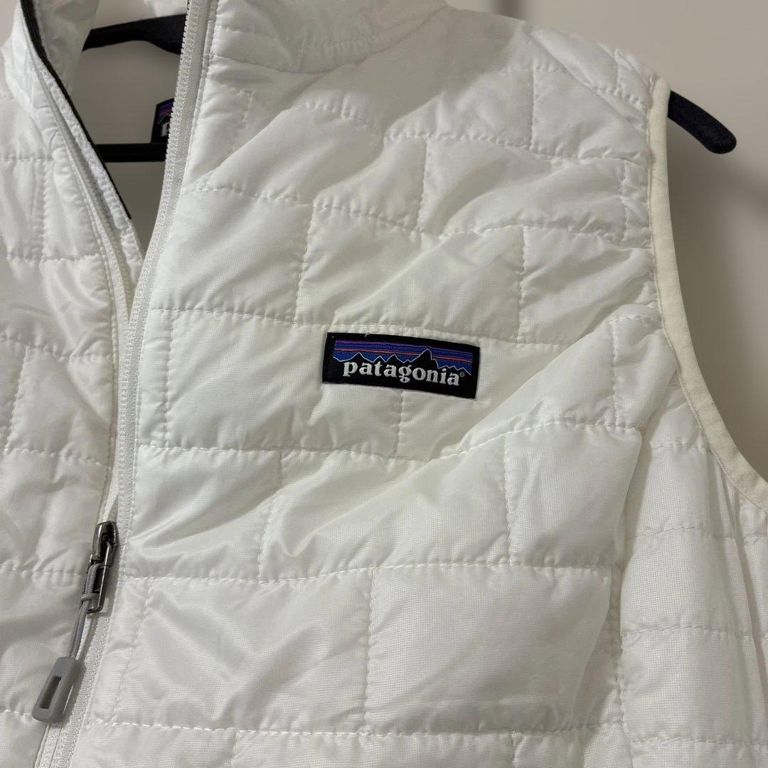 パタゴニア ダウンベスト ホワイト - メルカリ