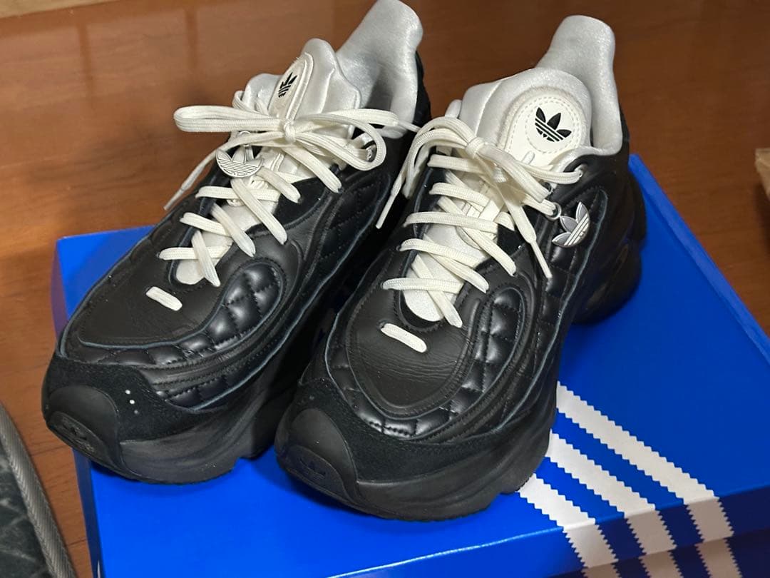 adidas オズヴィーナス / OZVENUZ W adidas（アディダス） スニーカー オズヴィーナス / OZVENUZ W