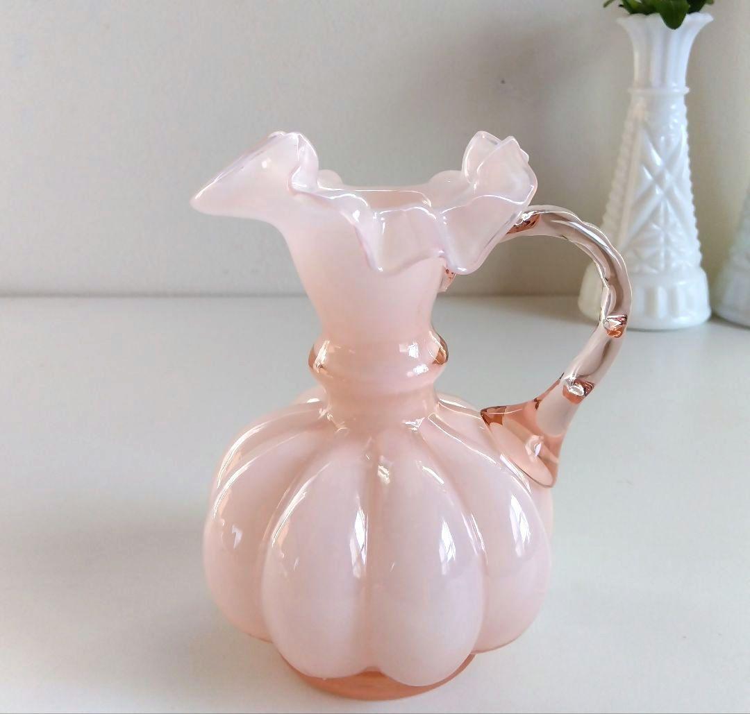 美☆フェントン ピンクフレンチ 花瓶 フリル ピッチャー フェントン製 ミルクガラス フリル花瓶 – Allen Antiques アレン
