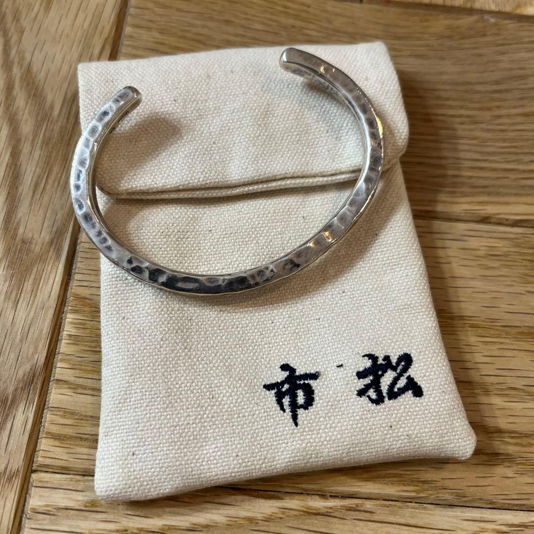 市松 ブレスレット バングル シルバー 3面打ちバングル 市松 シルバーバングルの通販 by つぶの店｜ラクマ