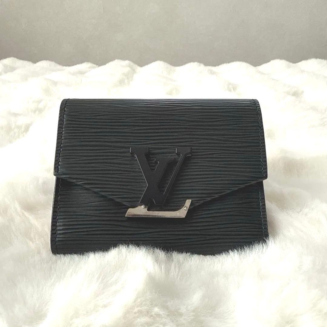 ルイヴィトン ポルトフォイユ ヴィクトリーヌ LV ロゴ3つ折り財布 エピ 黒 楽天市場】【新品】 ルイヴィトン 三つ折り財布 ポルトフォイユ