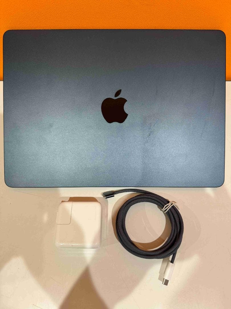 MacBook Air M2　13.6インチ ミッドナイト Apple MacBook Air - 13