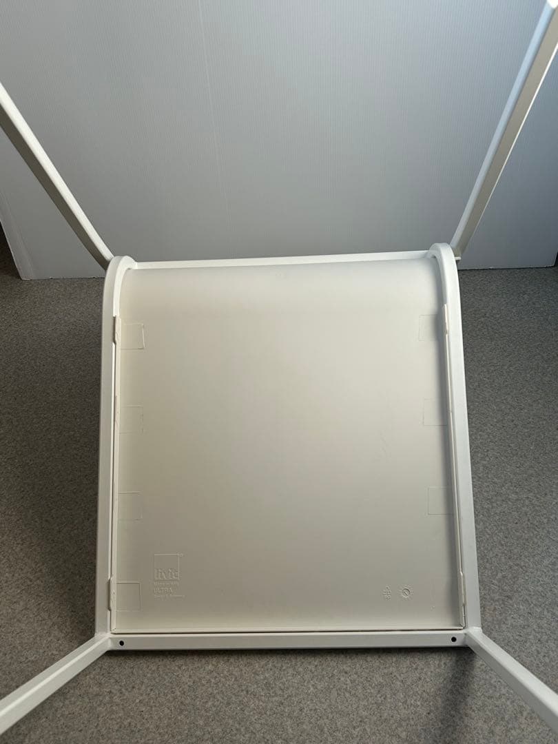 イタリア LIVIT ULTRA スタッキングチェア ダイニングチェア 椅子