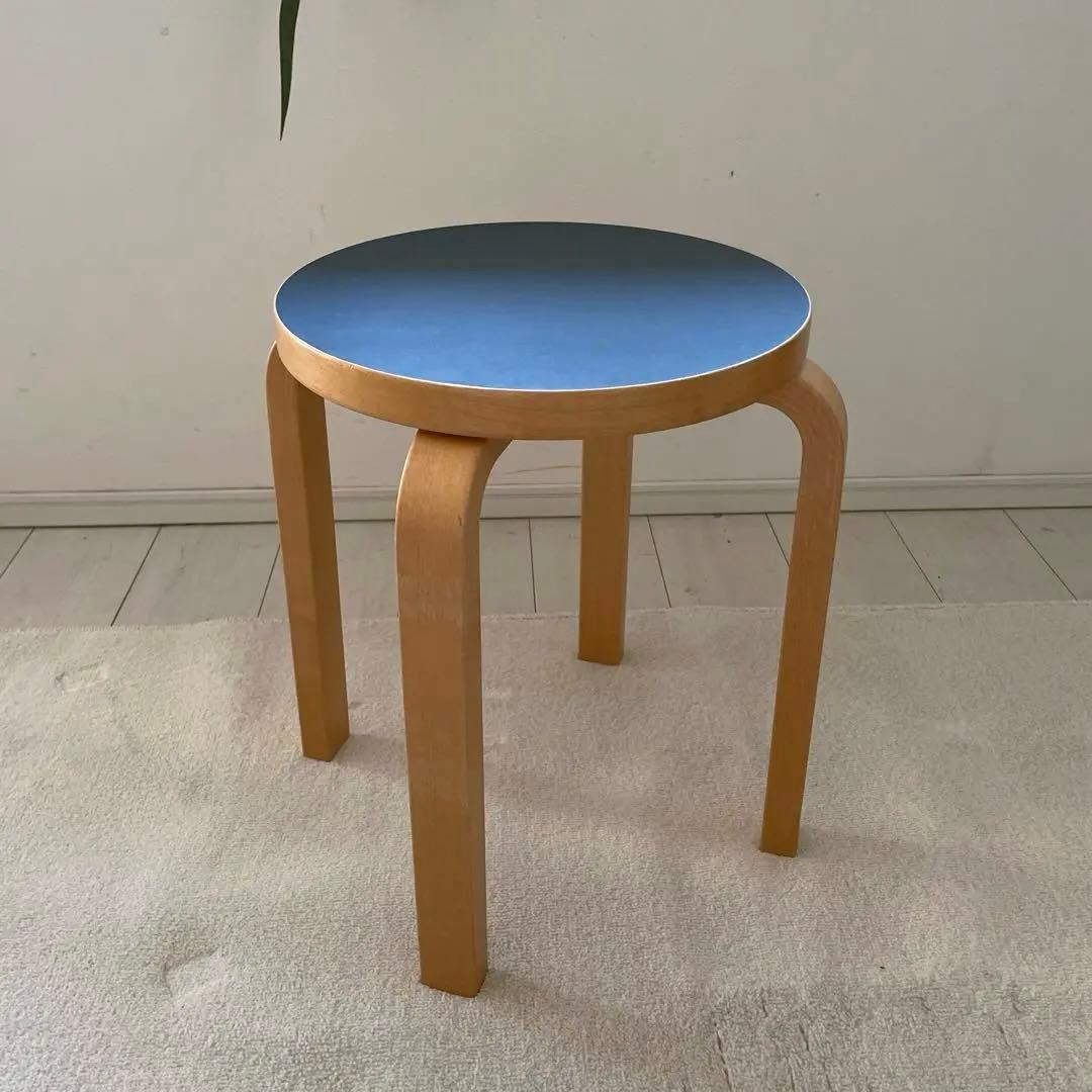 【限定品】アルテック スツールE60 ハニー・ダークグリーンリノリウム Stool E60 ハニー H440mm - YAMAGIWA OnlineStore