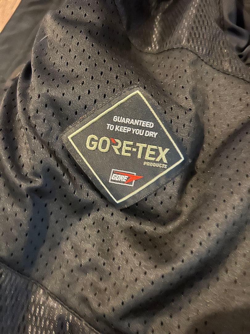 ボルコム 年内のみ価格 ボルコムGORE-TEX ジャケットとパンツ セット