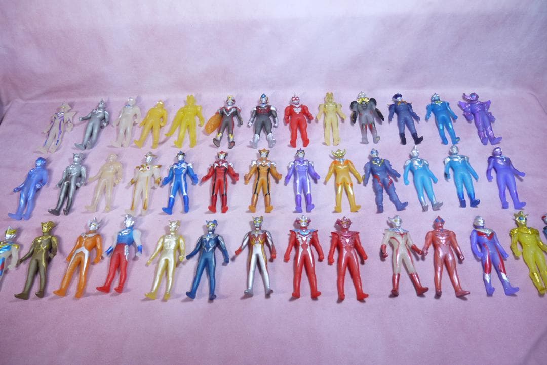 ウルトラヒーローシリーズ500　イベント限定　ソフビ　40体 タイガ_2.jpg