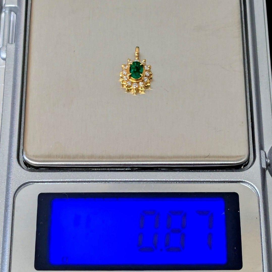 K18 エメラルド ペンダントトップ 0.8g 750 ゴールド ネックレス