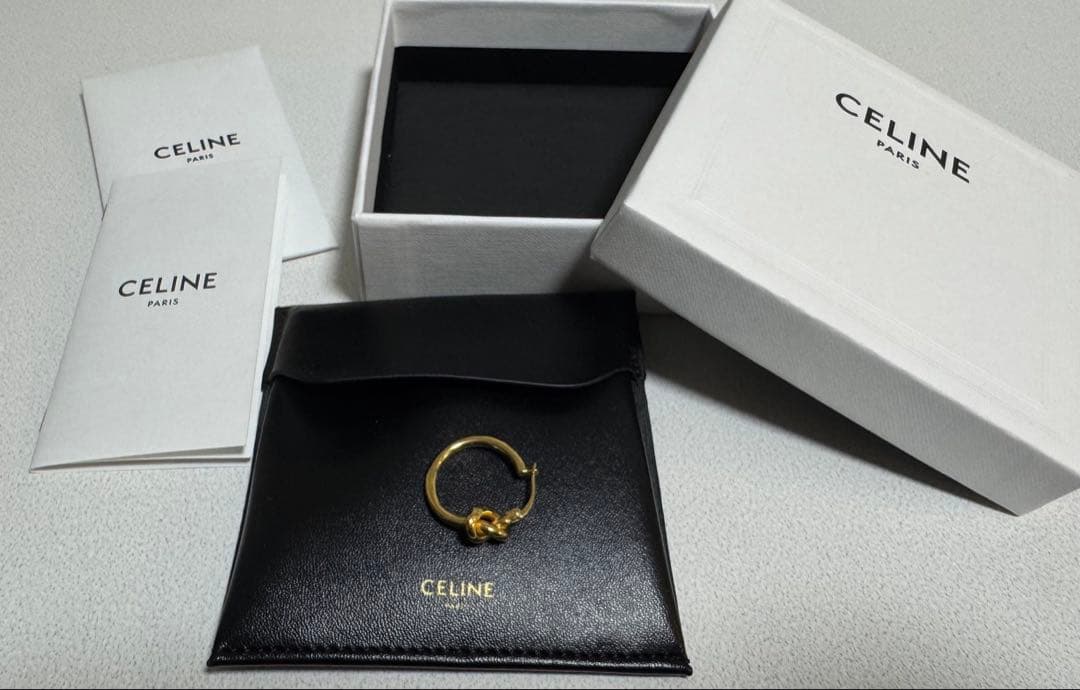 【片方のみ】CELINE ノット スモールフープ ピアス　ゴールド CELINE】セリーヌ ノットスモールフープピアス (CELINE/ピアス