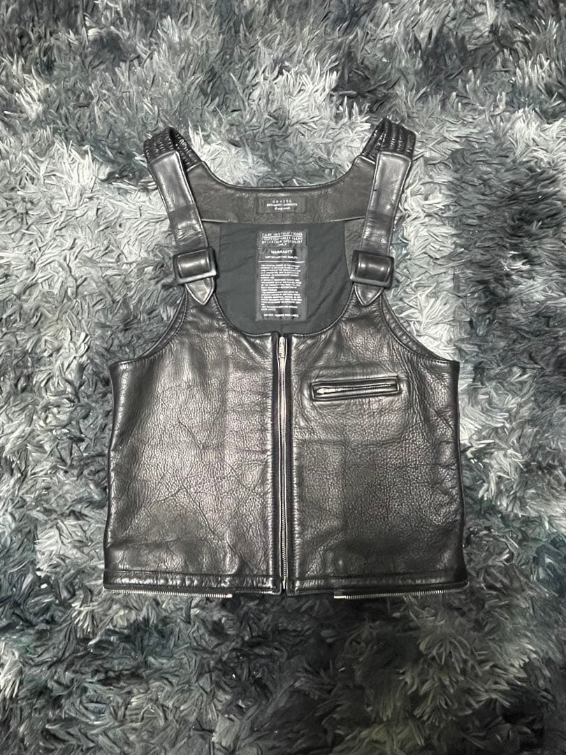 UNUSED アンユーズド レザーベスト 最終値下げ UNUSED レザー ベスト - メルカリ