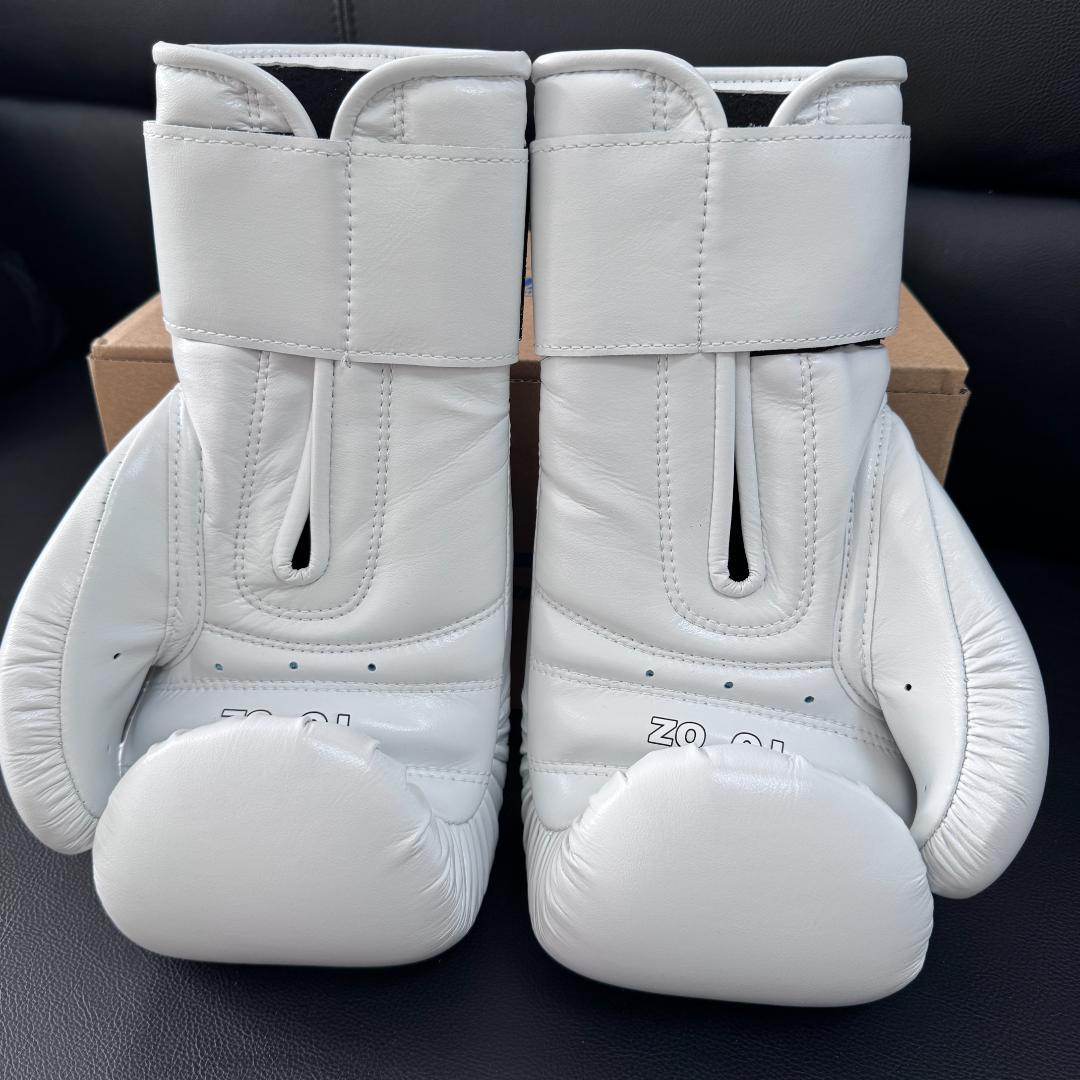 Winningウイニング ボクシンググローブ10オンス白 レイジェス グラント