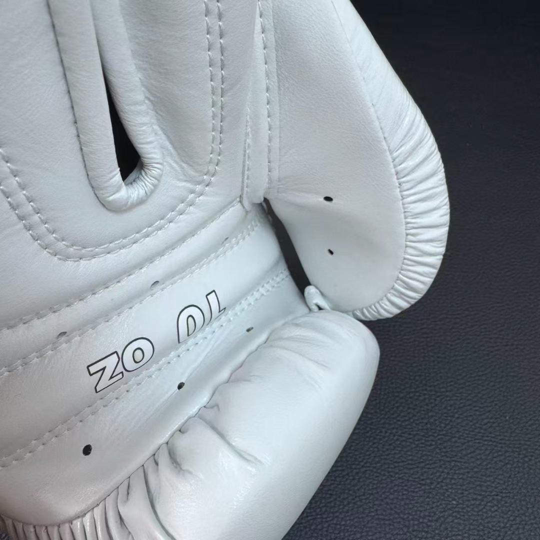 Winningウイニング ボクシンググローブ10オンス白 レイジェス グラント