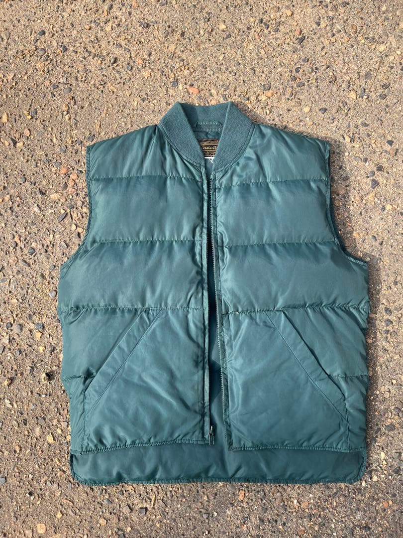 Eddie Bauer ダウンベスト 緑 黒タグ - メルカリ