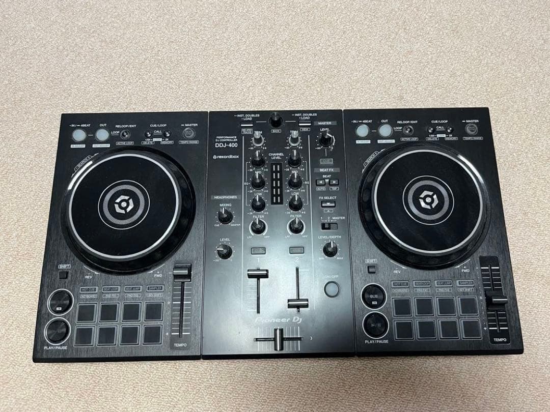 Pioneer DDJ-400 ケーブル、ヘッドホンスピーカー付き Pioneer DJ ( パイオニア ) DDJ-400 ヘッドホン＋ケースセット【厳選