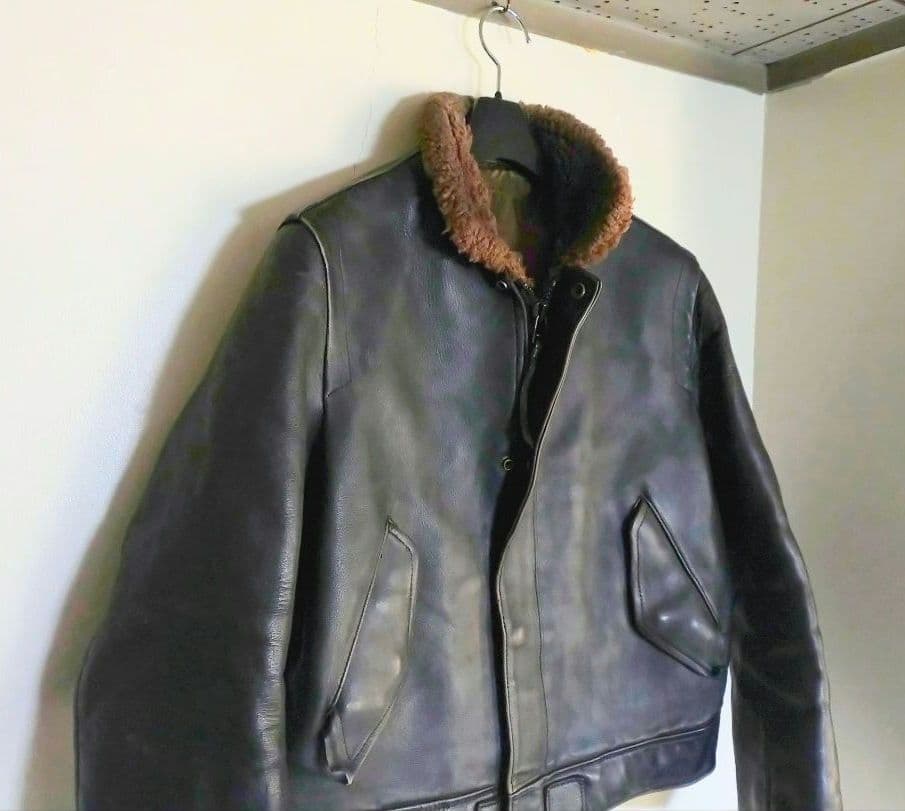 ✨今だけ✨ヴィンテージ❦レザージャケット 黒【茶芯】レア 上質な茶芯馬革を使用！男の渋みを纏うクラシックなレザージャケットを