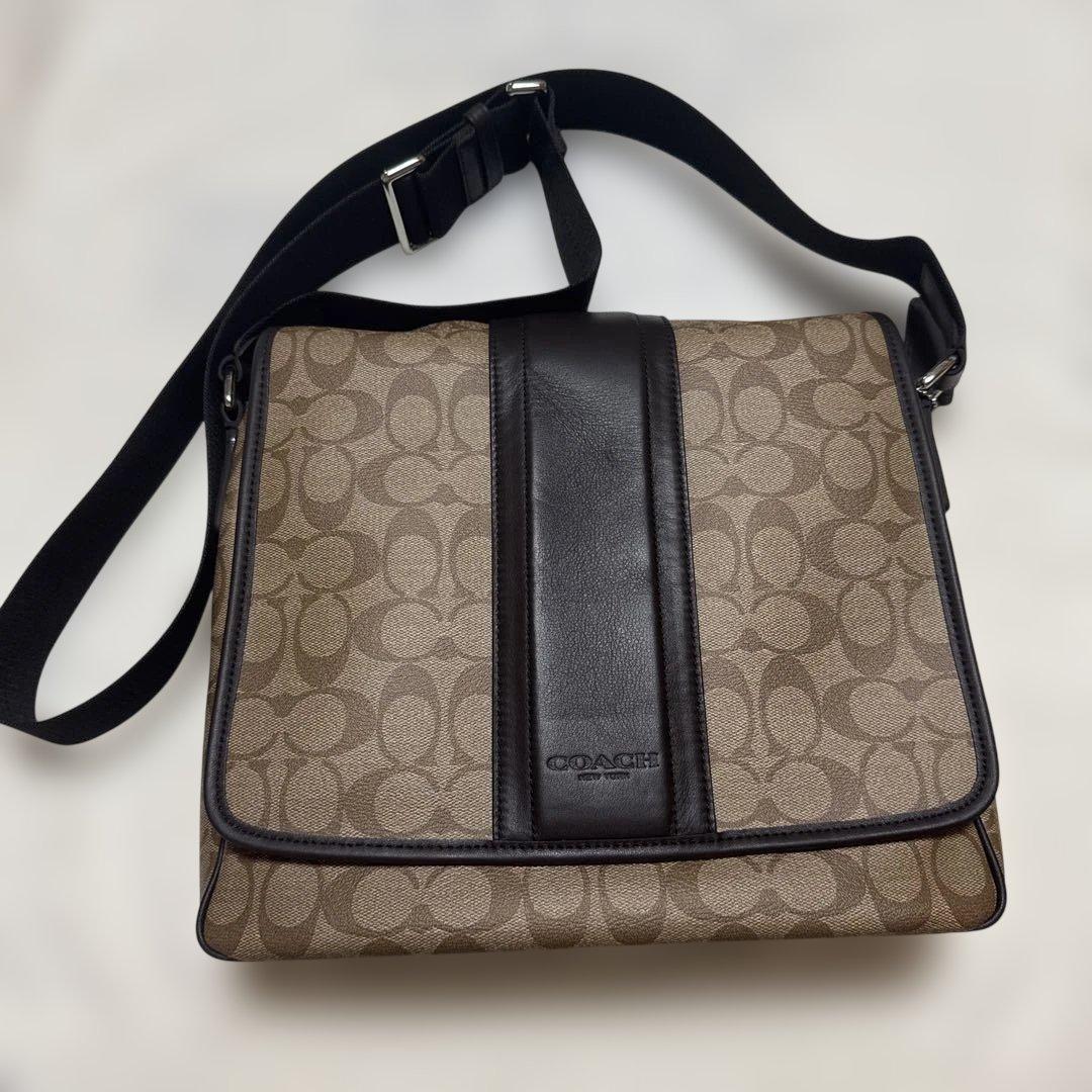 Coach メッセンジャーバッグ ベージュ/ブラック COACH（コーチ） 《クーポン配布中》コーチ ショルダーバッグ