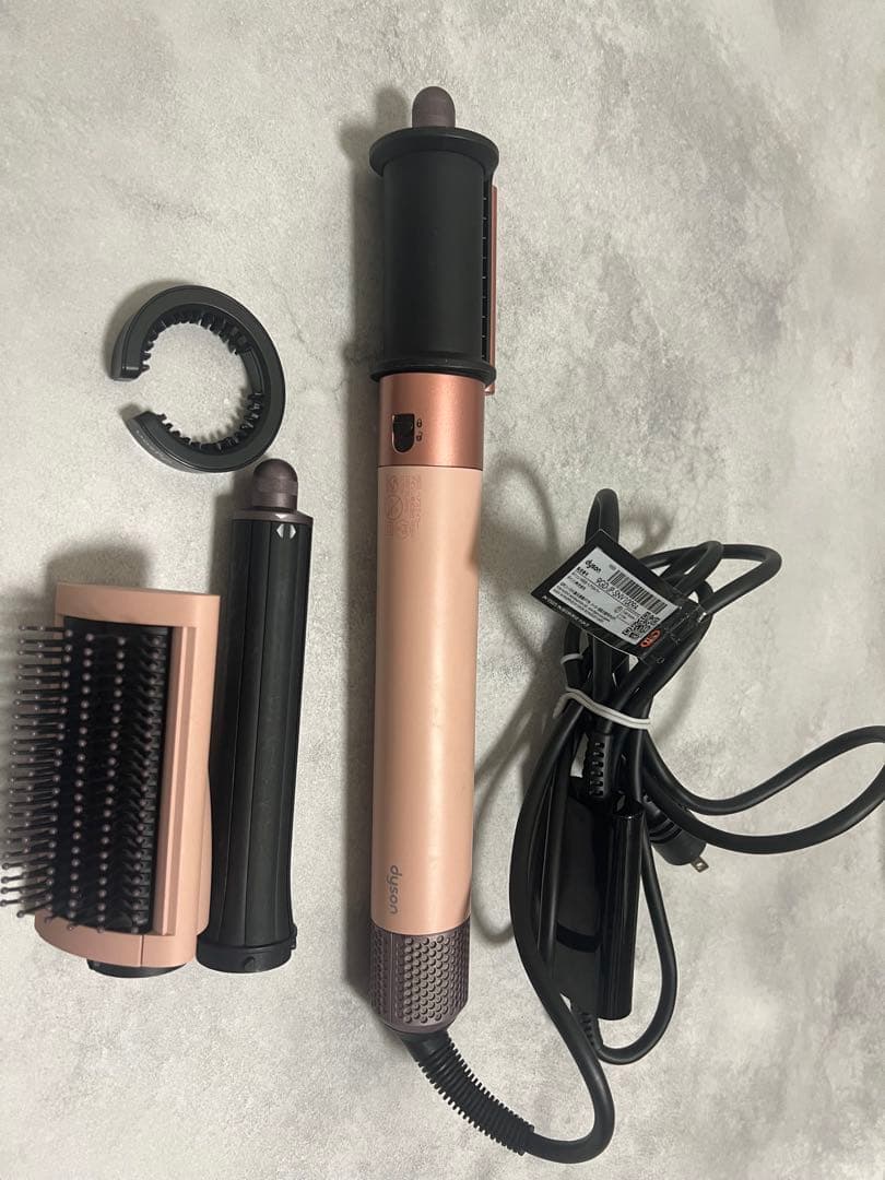 Dyson ダイソンAirwrap マルチスタイラー　ドライヤー　エアラップ Dyson（ダイソン） ドライヤー ヘアスタイラー Dyson Airwrap マルチ