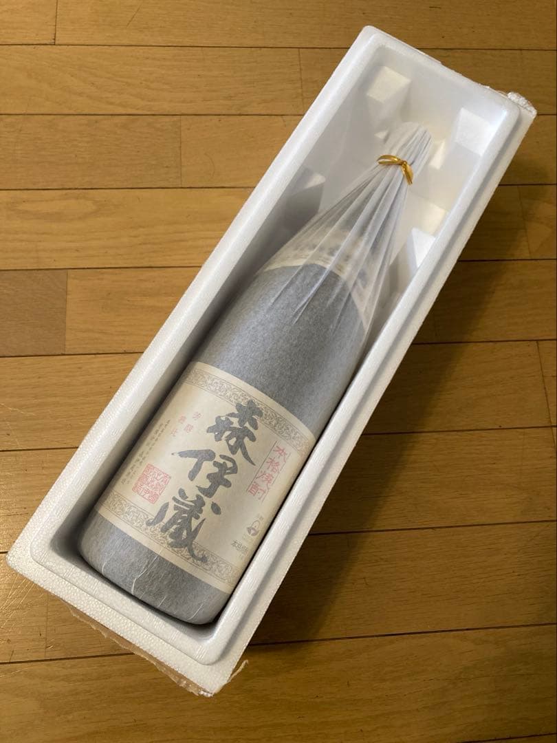 森伊蔵1.8L 1800ml一升2025年10月16日到着 Amazon.co.jp: 芋焼酎 森伊蔵 1800ml : 食品・飲料・お酒