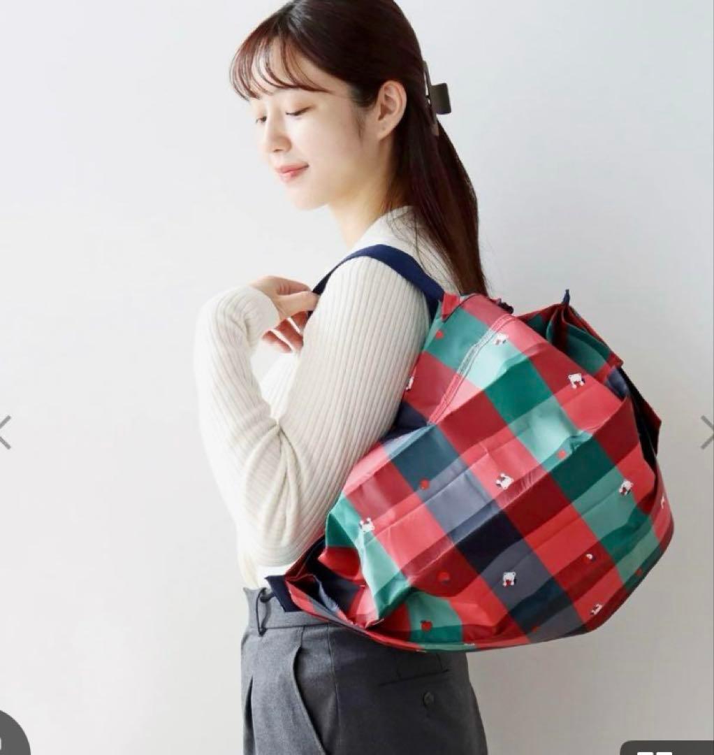 新品 Shupatto 保冷バッグ 20L familiar ファミリアチェック 完売】Shupatto 保冷バッグ 20L familiarファミリアチェック - メルカリ