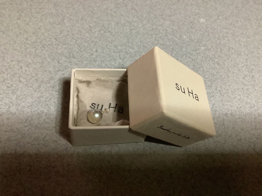 su Ha ピアス　“daughter” 真珠のシングルピアス /セミラウンド