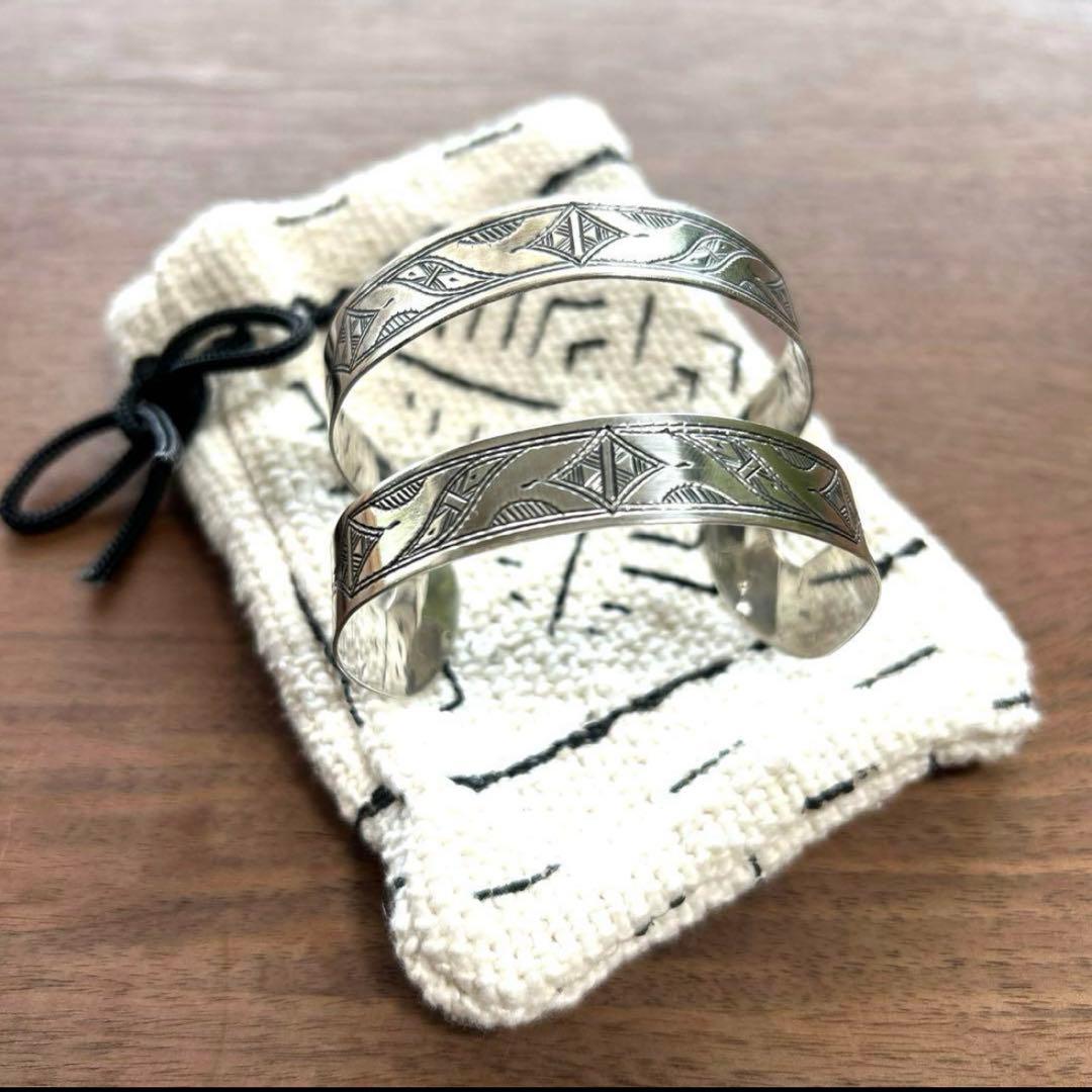 【お値下げ中】Adawat'n Tuareg アダワット トゥアレグ　バングル Adawat'n Tuareg（アダワットトゥアレグ） ADAWAT'N TUAREG