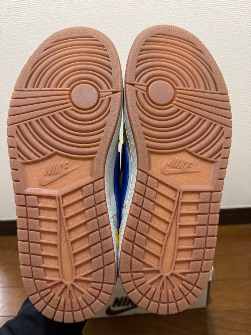 Travis Scott × NikeAir Jordan 1 \"Canary\"