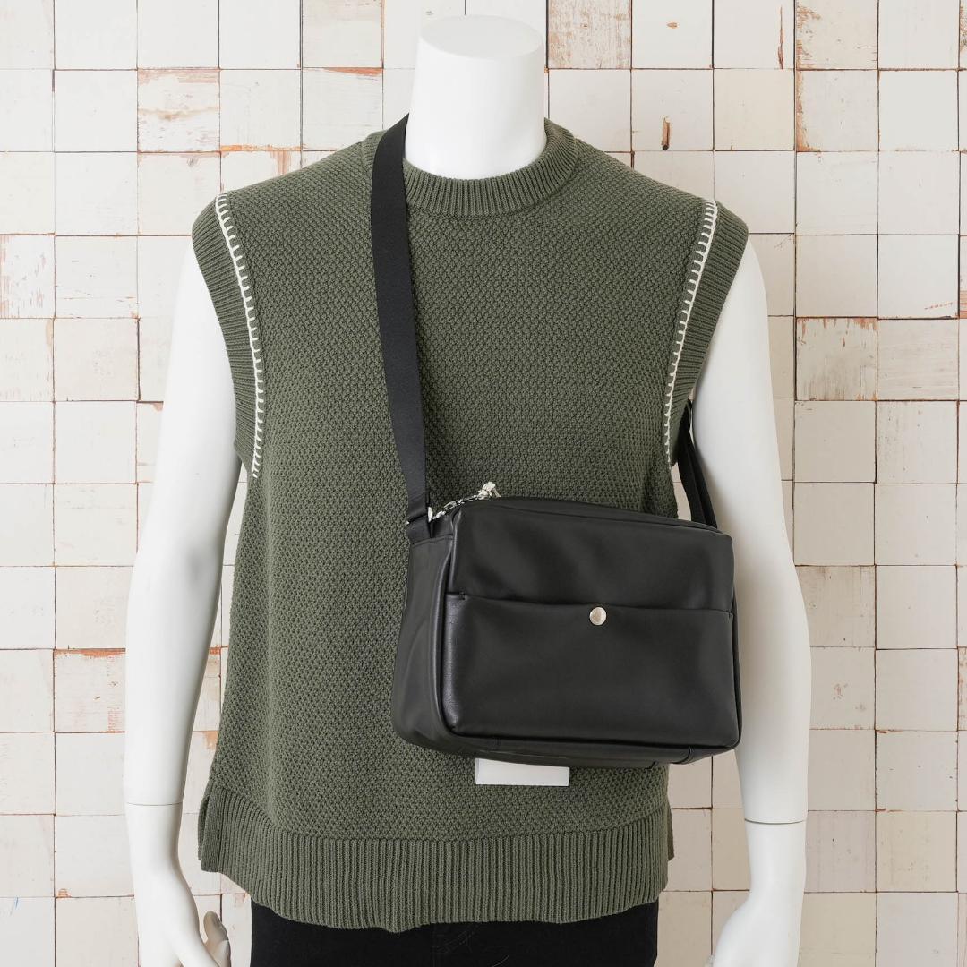 新品 OUR LEGACY WAH BAG BLACK LEATHER - メルカリ