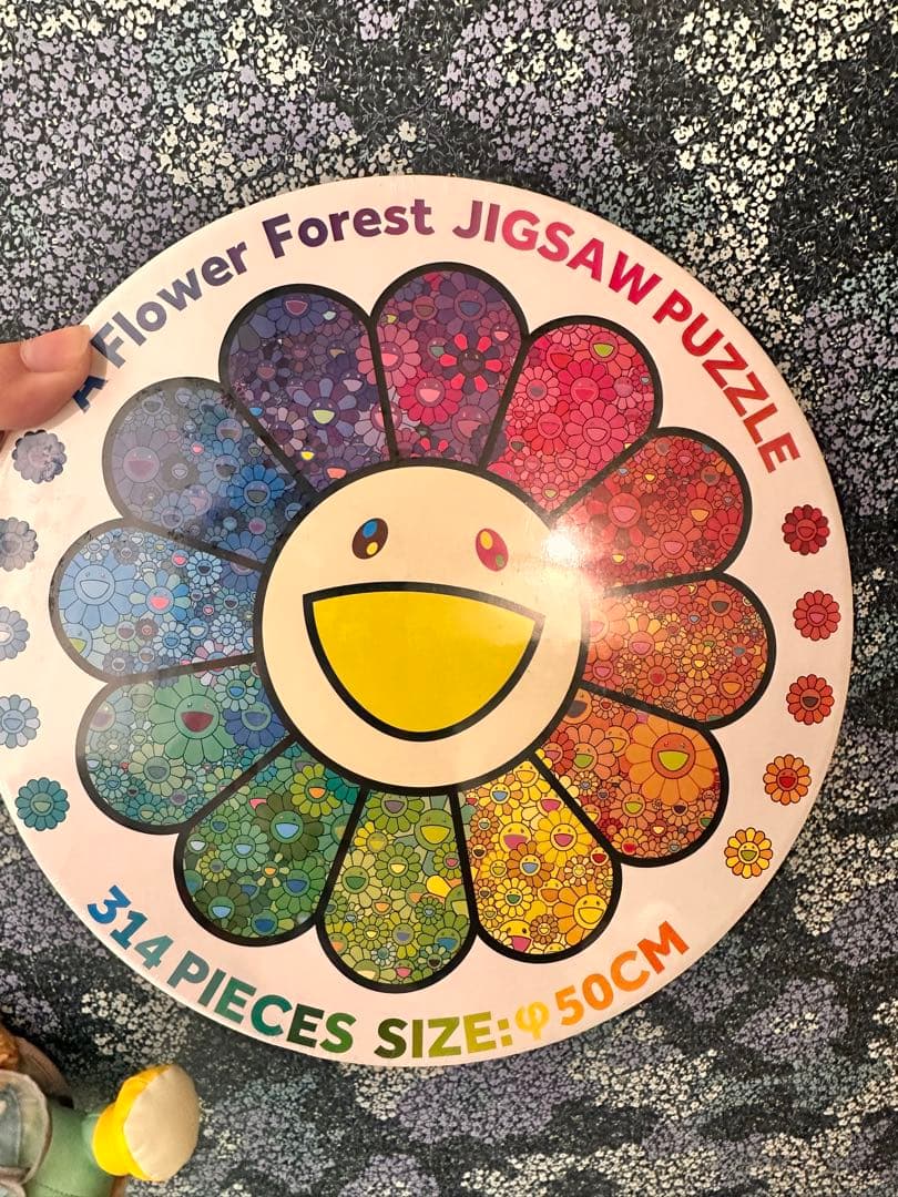 村上隆　フラワー　ジグソーパズル　新品　未開封 新作】村上隆 A Flower Forest Jigsaw Puzzle フラワー型