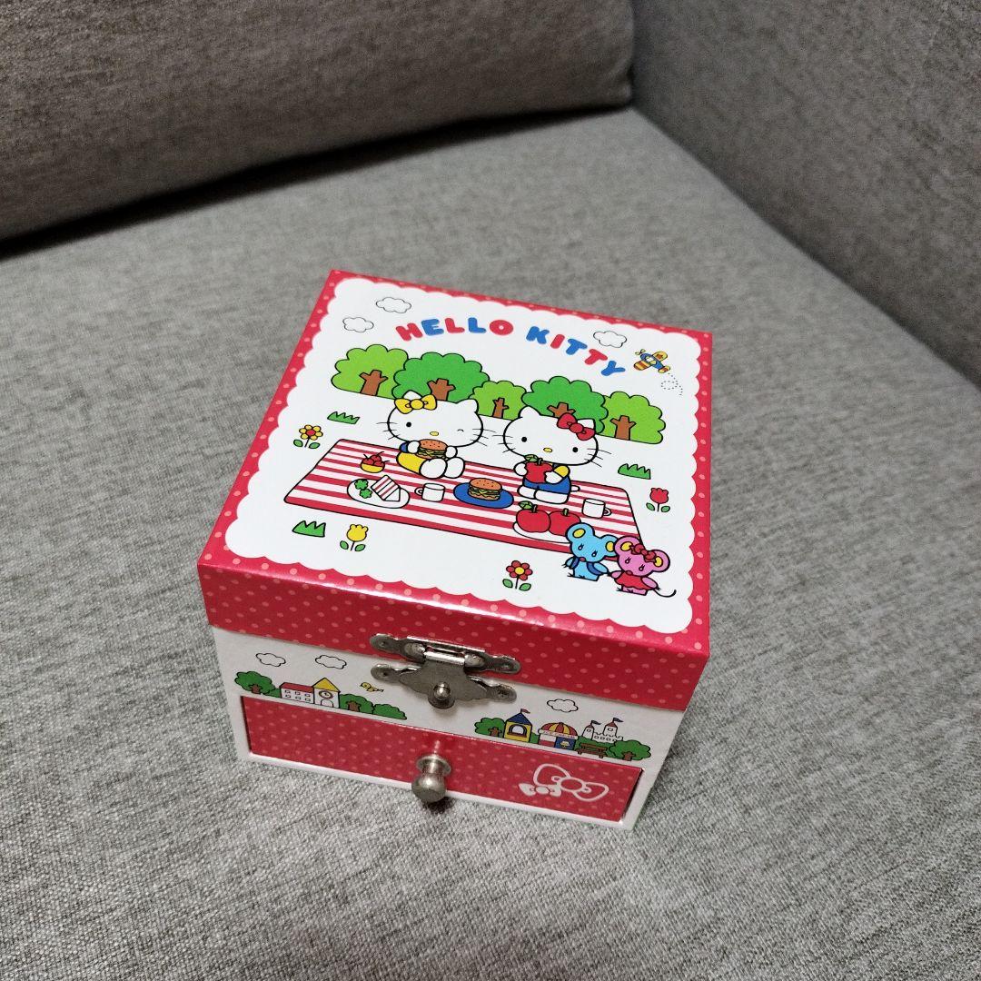 ハローキティ オルゴールボックス 引き出し付き - メルカリ