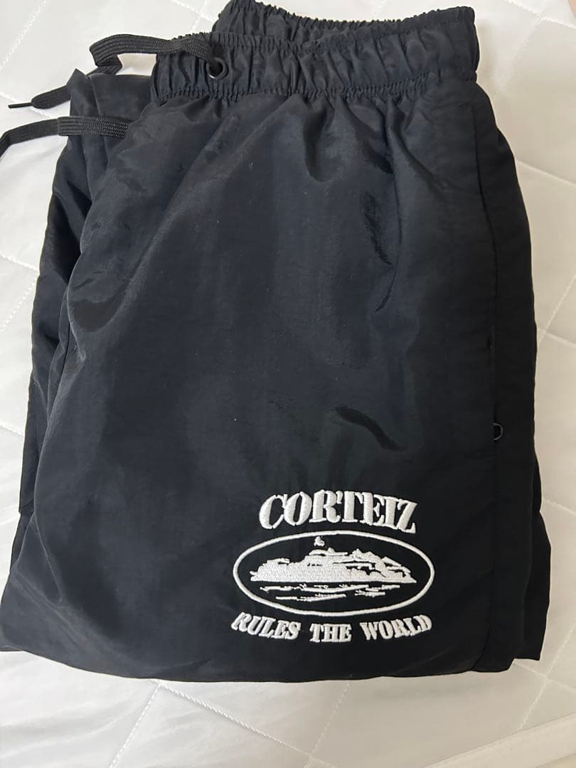 CORTEIZ ブラック ナイロンパンツ XS CORTEIZ ブラック ナイロンパンツ XS - メルカリ